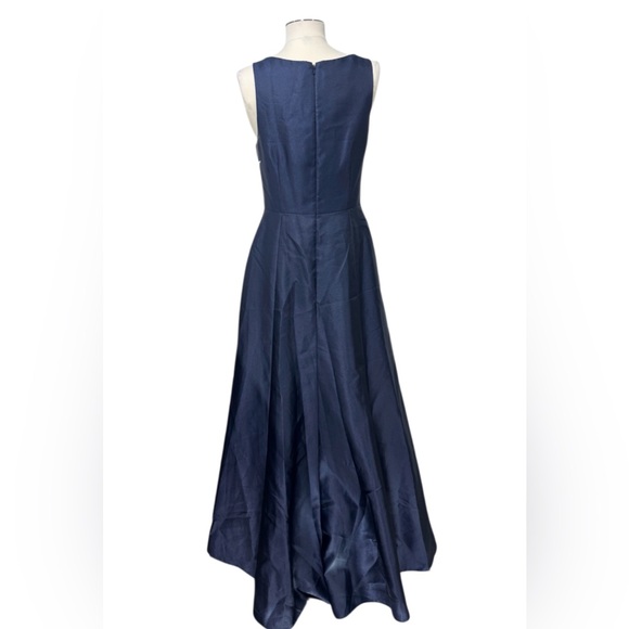 The Alfred Sung Midnight Blue Corset Satin Gown in size 6 - Picture 5 of 8